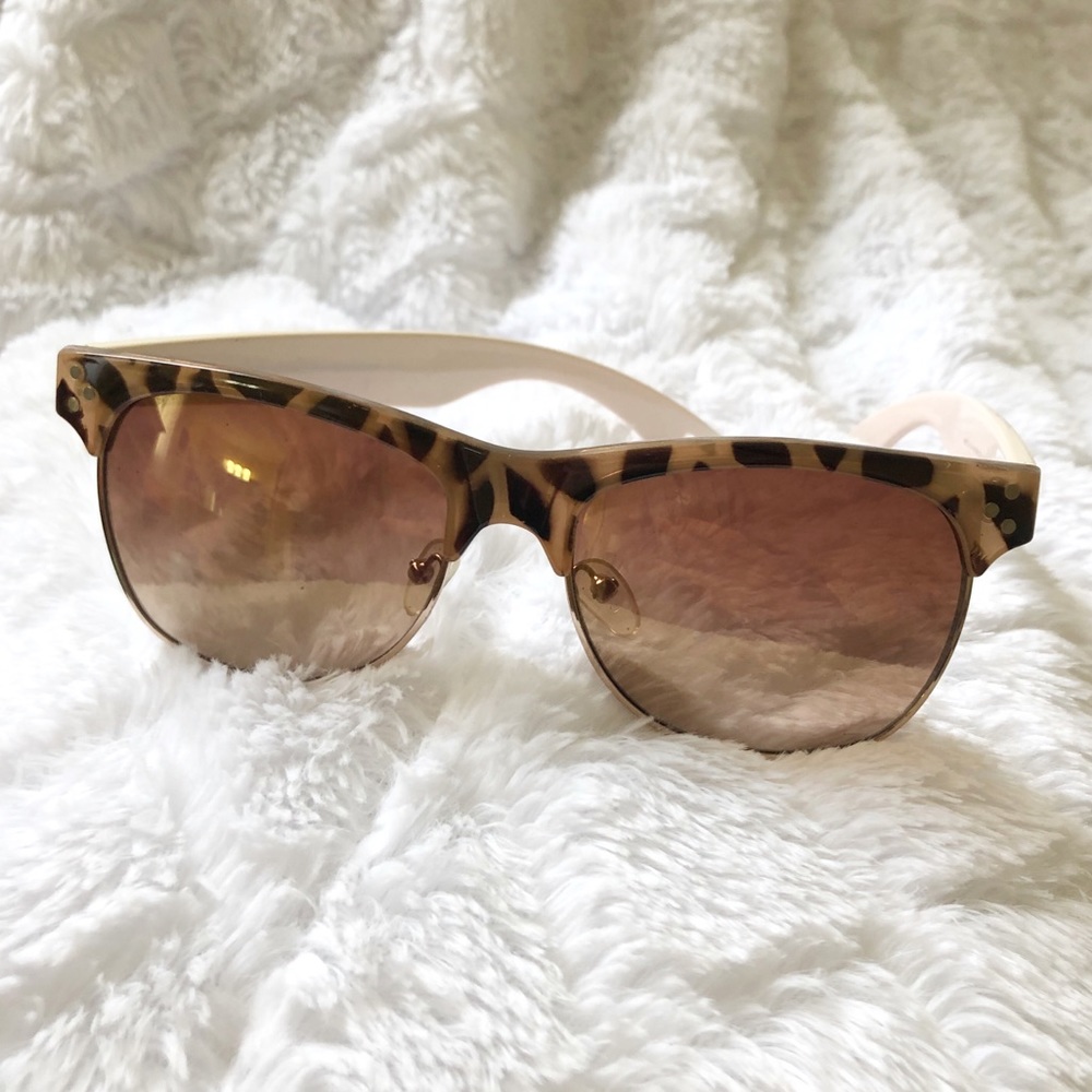 Nude Animal Print Sunglasses